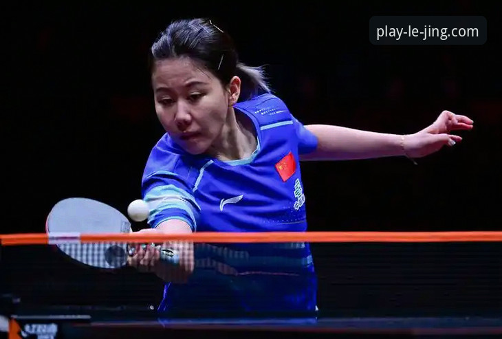 陈幸同世乒赛首秀详解：正手优势护台压制，3-0横扫陈思羽
